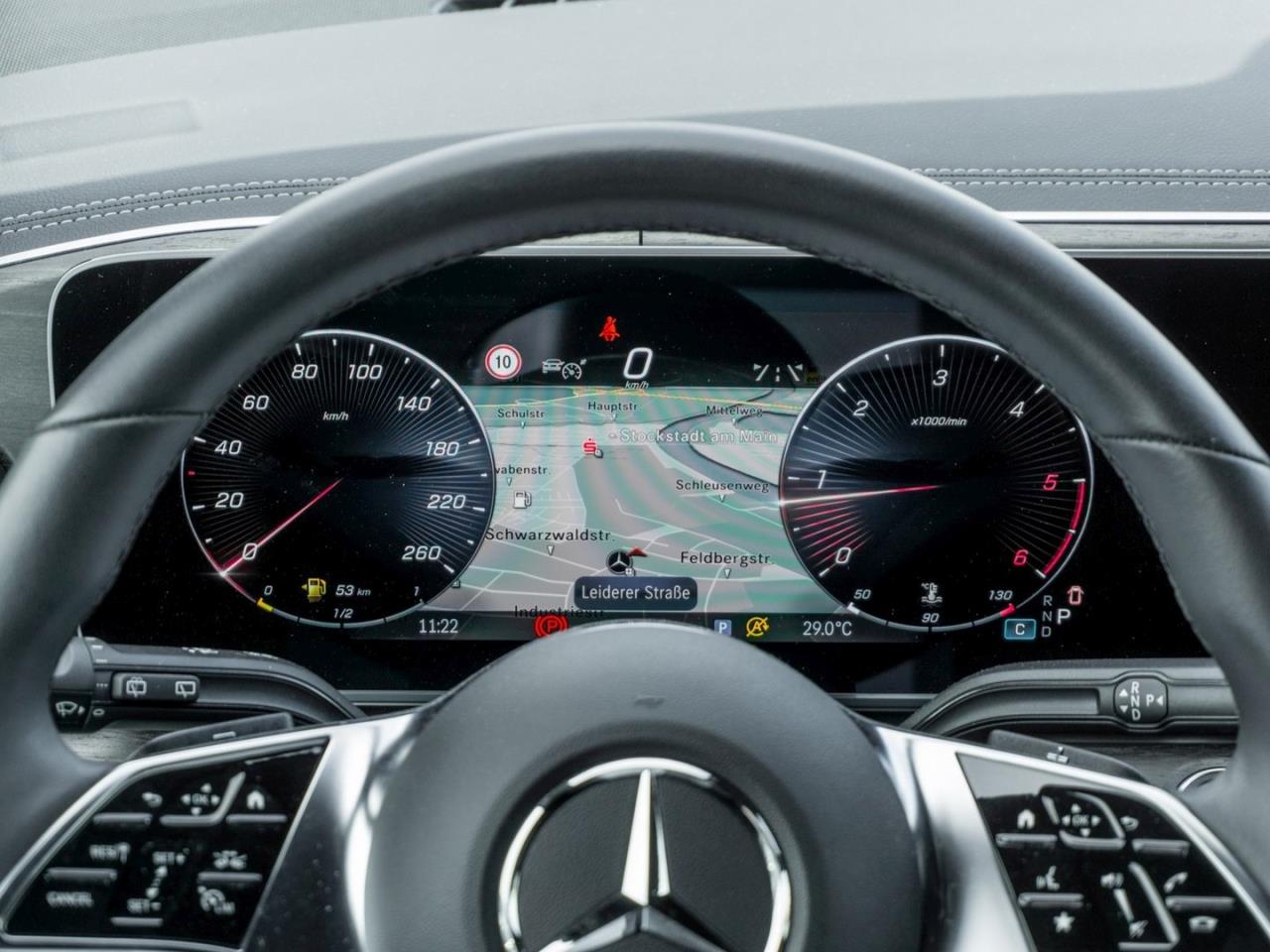 Mercedes-Benz V 300 d AVANTGARDE Extralang Navi Distronic AHK
