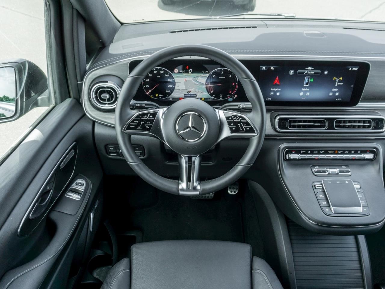 Mercedes-Benz V 300 d AVANTGARDE Extralang Navi Distronic AHK
