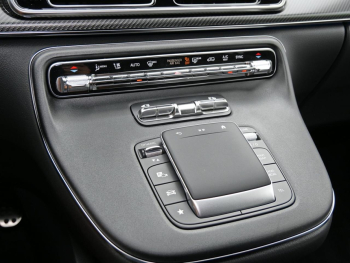 Mercedes-Benz V 300 d AVANTGARDE Extralang AMG Distronic 360°