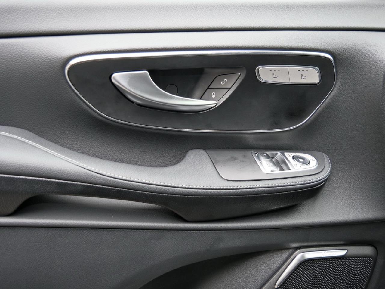 Mercedes-Benz V 300 d AVANTGARDE Extralang AMG Distronic 360°