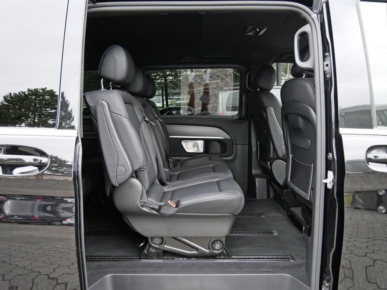 Mercedes-Benz V 300 d AVANTGARDE Extralang AMG Distronic 360°