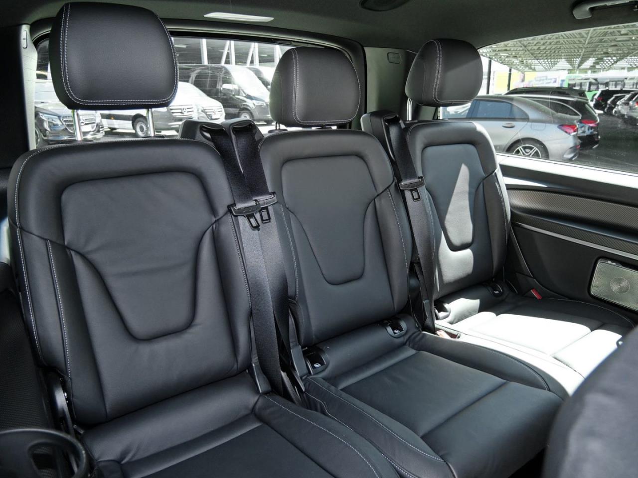 Mercedes-Benz V 300 d AVANTGARDE Lang AMG Night AHK Airmatic