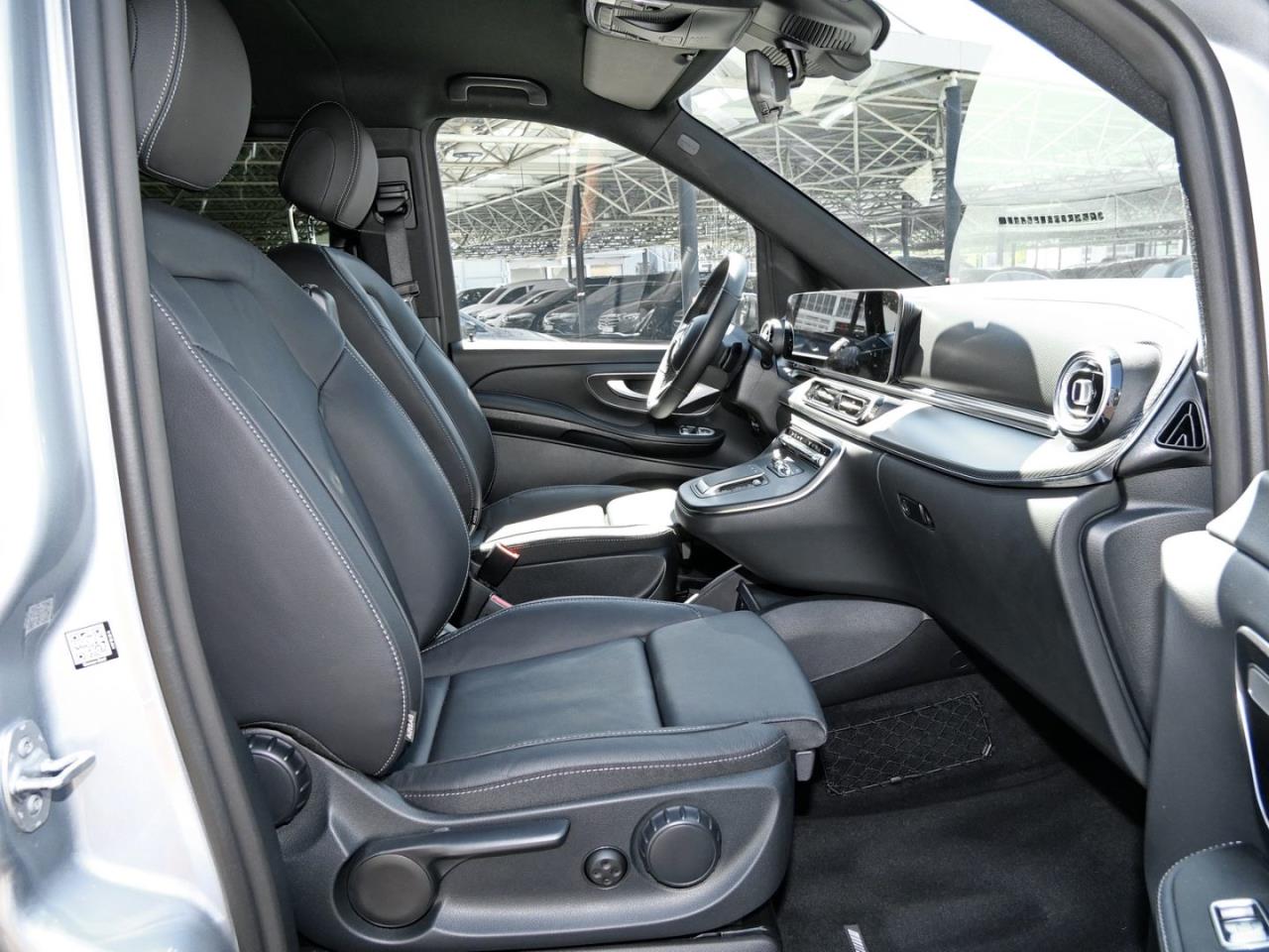 Mercedes-Benz V 300 d AVANTGARDE Lang AMG Night AHK Airmatic