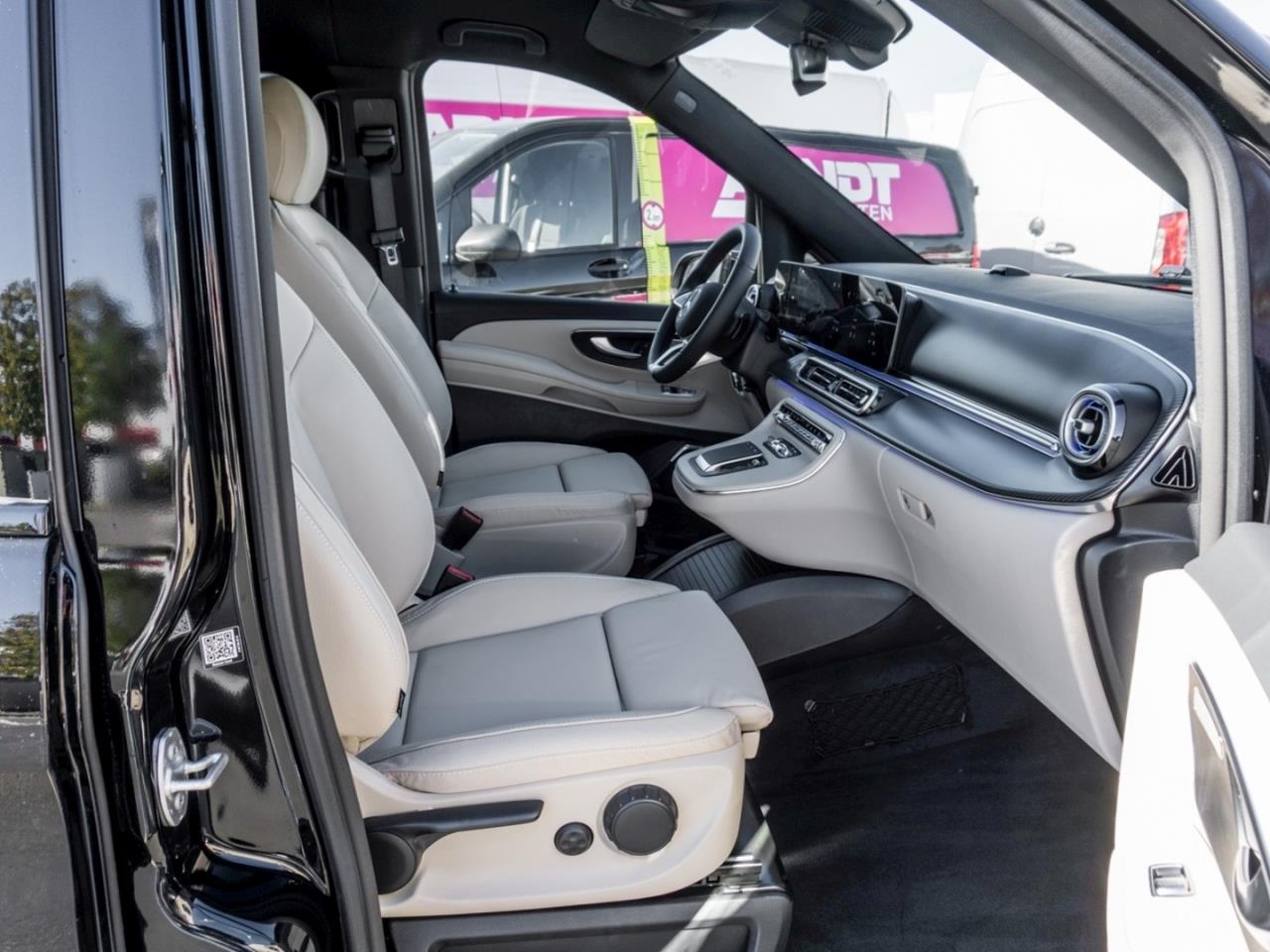 Mercedes-Benz V 300 d Avantgarde lang AMG Night Distronic 360°