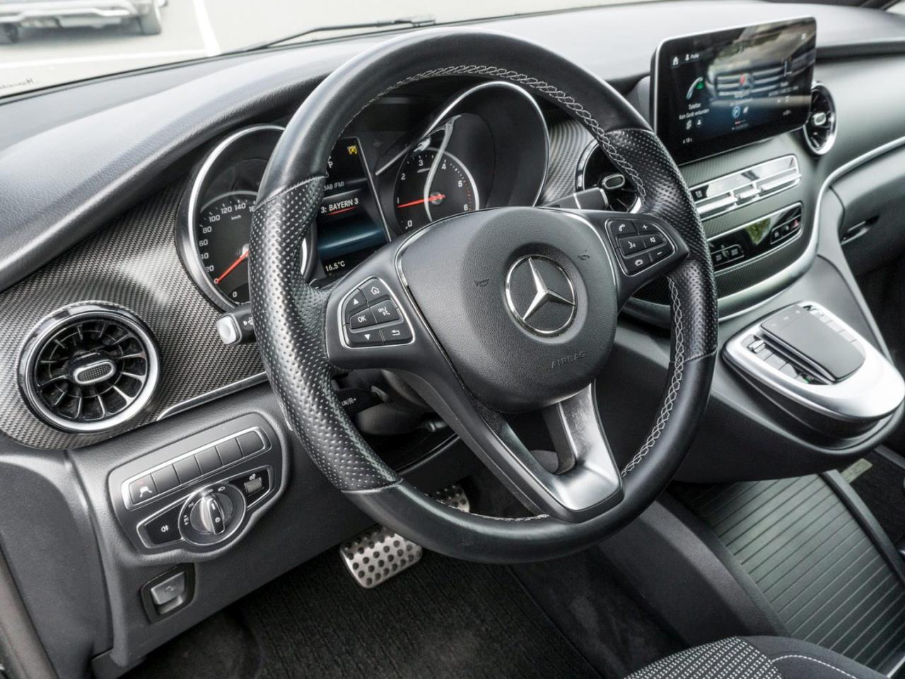 Mercedes-Benz V 300 d Edition kompakt AMG Night AHK Burmester