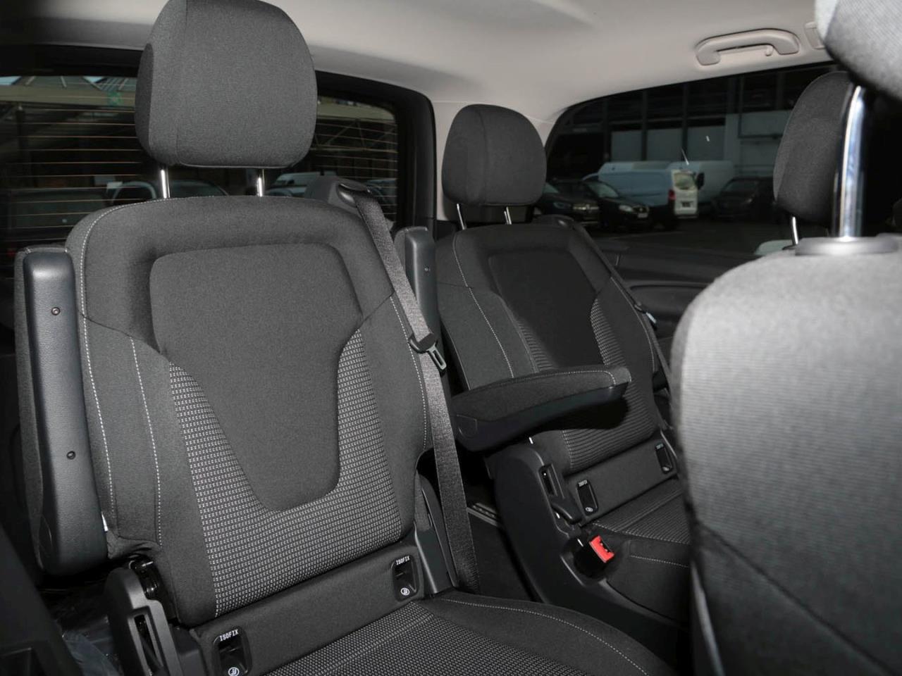 Mercedes-Benz V 300 d lang Style Distronic Easy Pack 360°