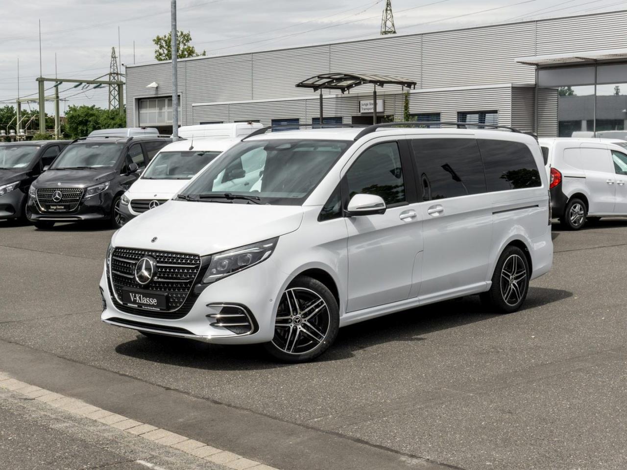 Mercedes-Benz V 300 d STYLE Lang AMG Standhzg Distronic AHK