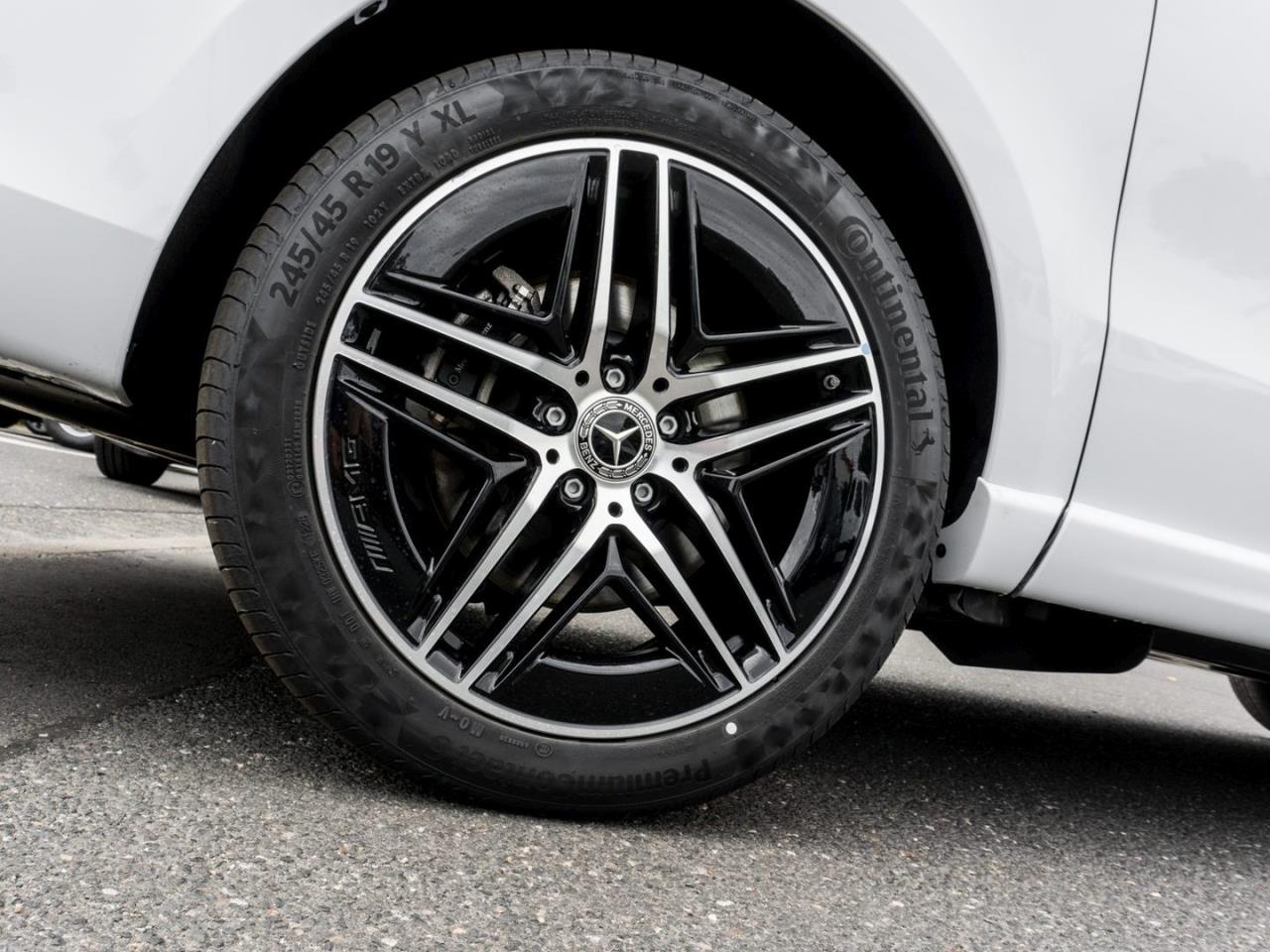 Mercedes-Benz V 300 d STYLE Lang AMG Standhzg Distronic AHK