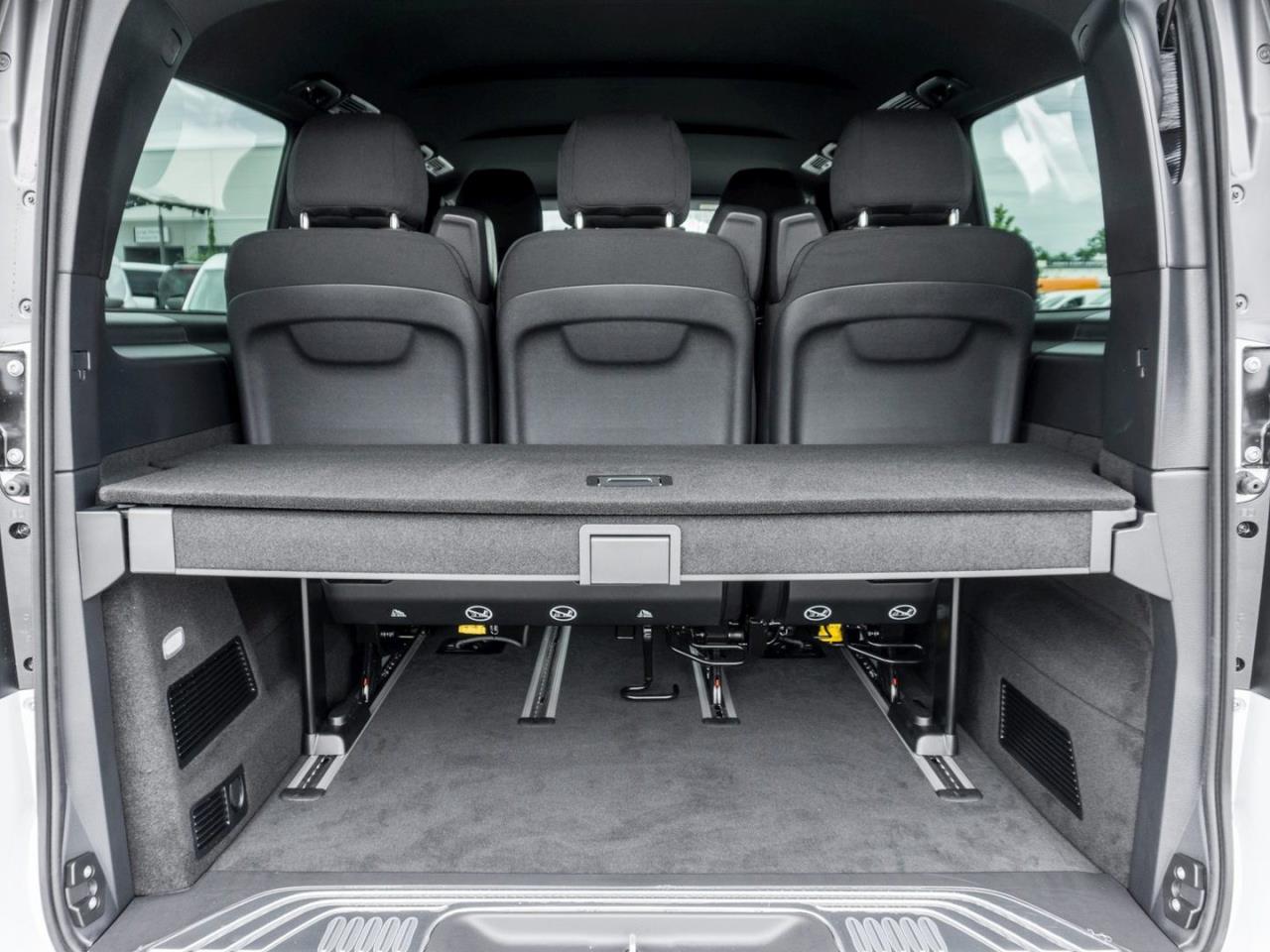 Mercedes-Benz V 300 d STYLE Lang AMG Standhzg Distronic AHK