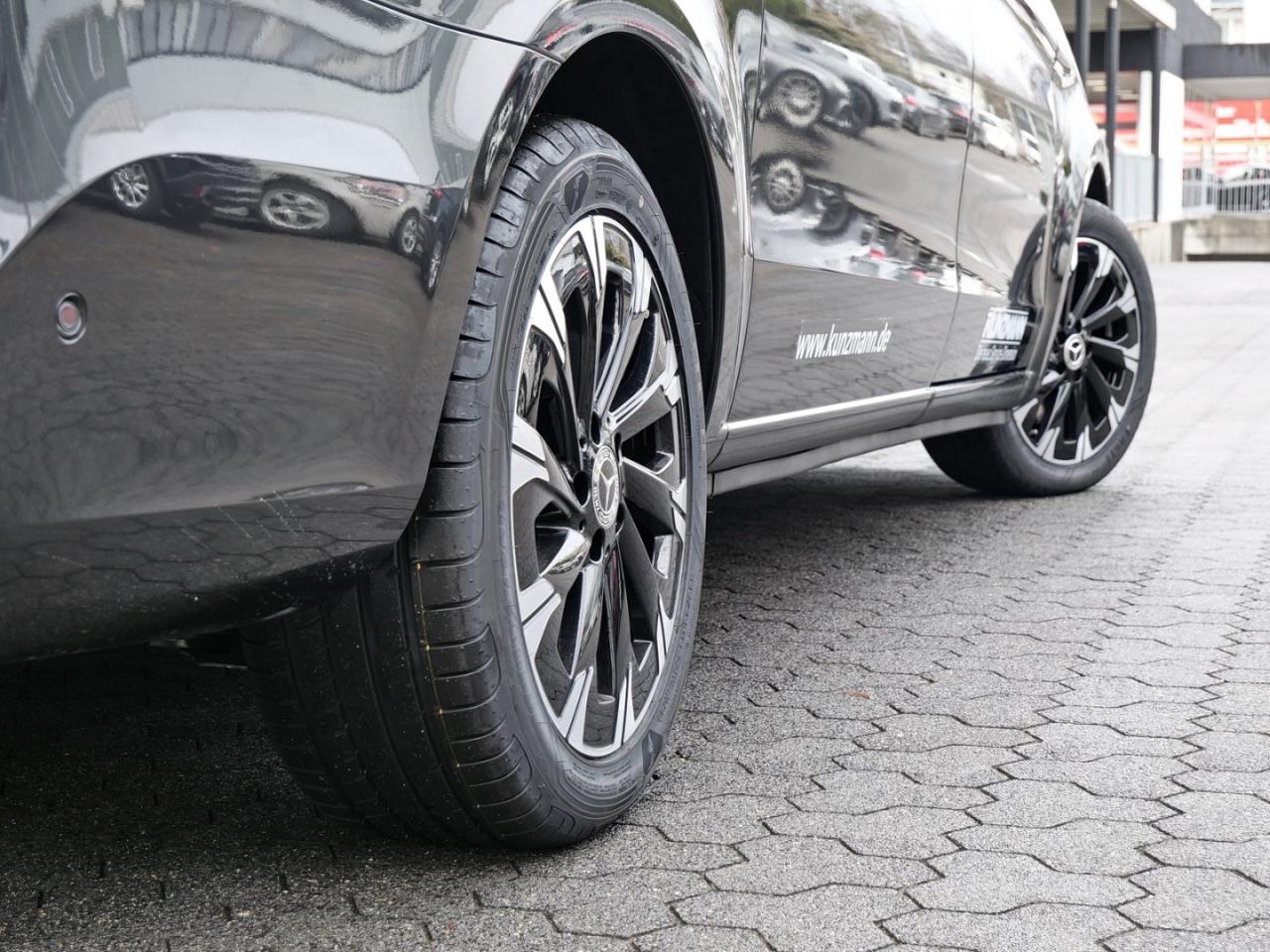 Mercedes-Benz V 300 d STYLE Lang Standhzg Distronic 360° AHK