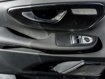 Mercedes-Benz V 300 d Style lang Panorama Standhzg Distronic