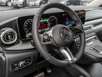 Mercedes-Benz V 300 d STYLE Lang Style Distronic 360° EasyPack