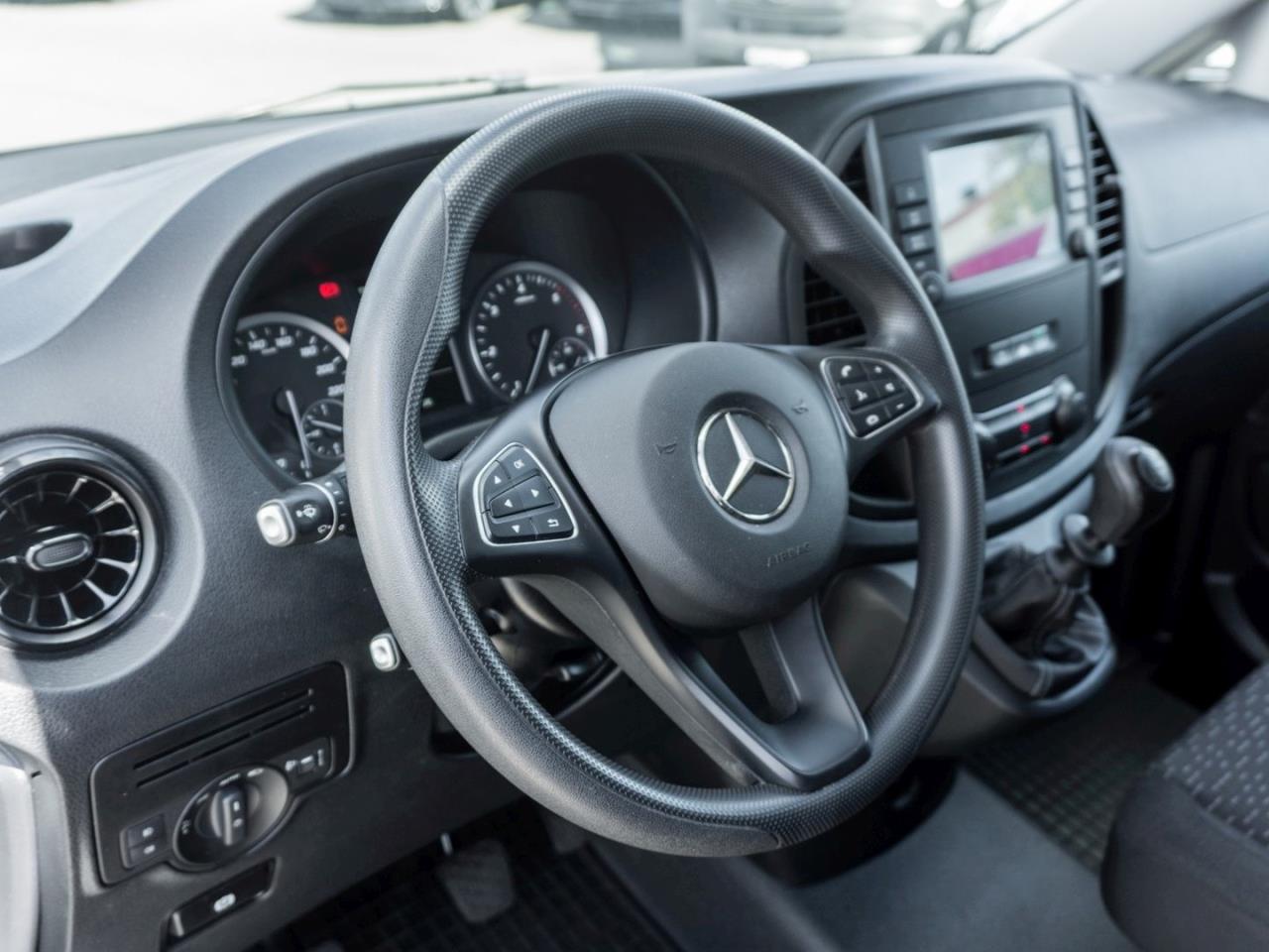 Mercedes-Benz Vito 114 CDI Kasten Lang Kamera AHK Klima SHZ