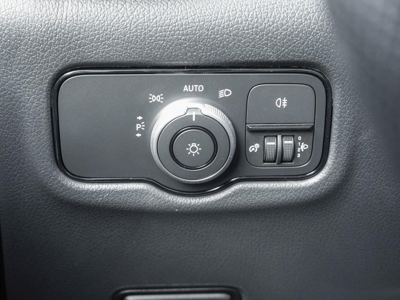 Mercedes-Benz Vito 114 CDI Mixto Kompakt AHK SHZ Winter-Paket