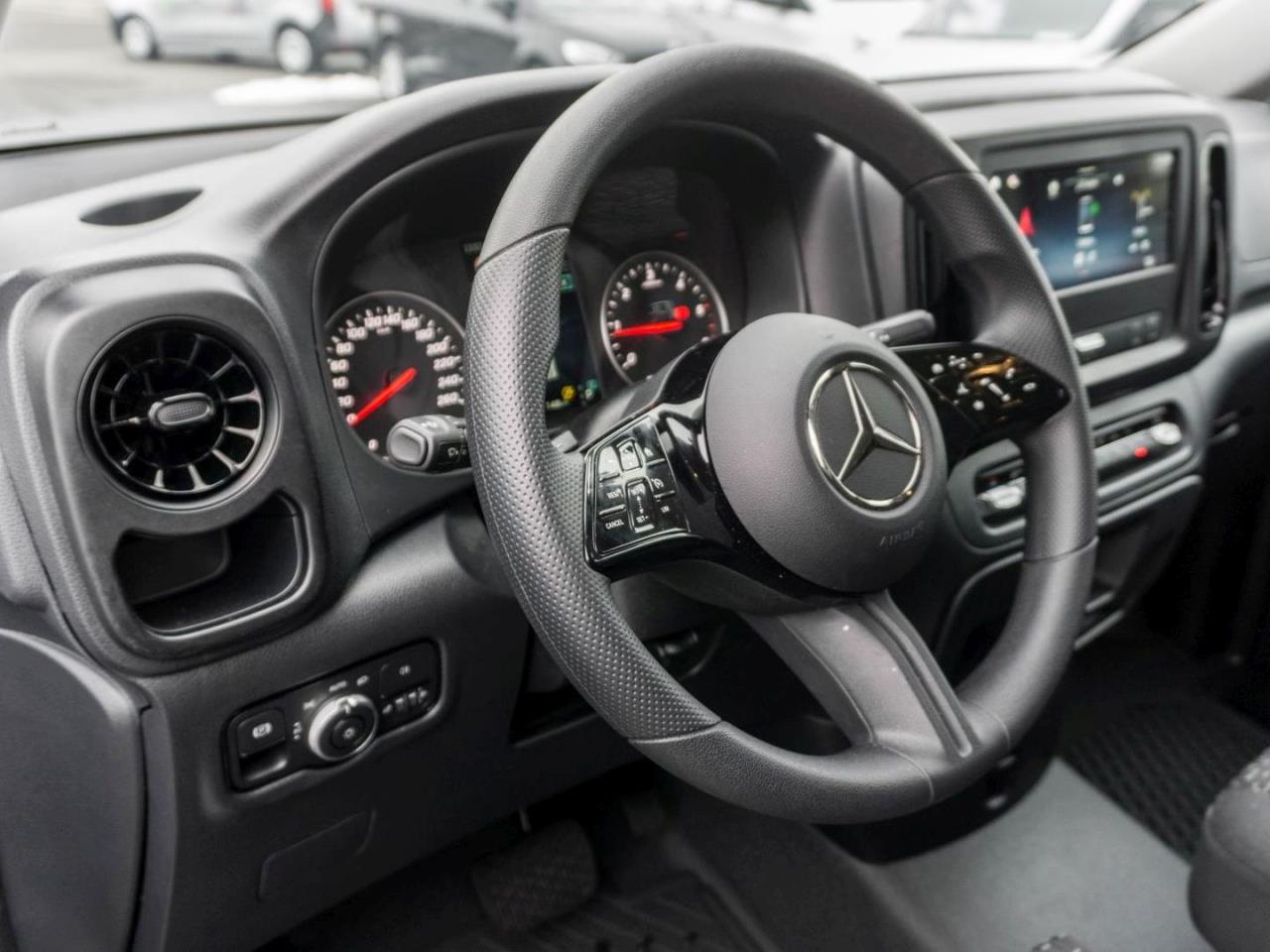 Mercedes-Benz Vito 114 CDI Tourer PRO Lang Navi Kamera
