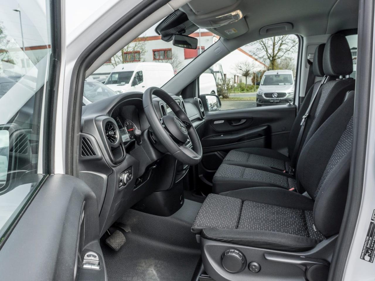 Mercedes-Benz Vito 114 CDI Tourer PRO Lang Navi Kamera