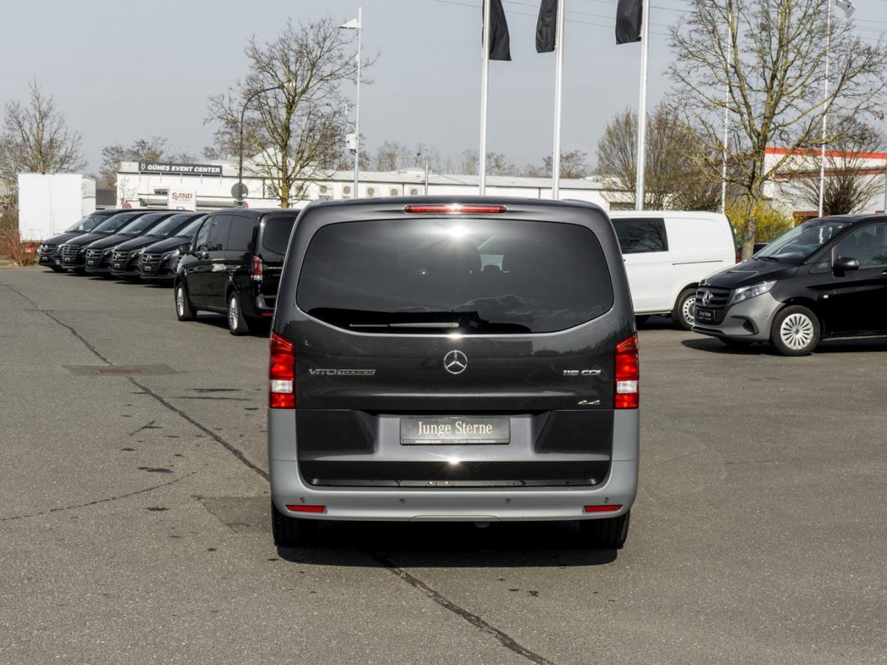 Mercedes-Benz Vito 116 CDI 4x4 Tourer PRO Extralang Navi AHK