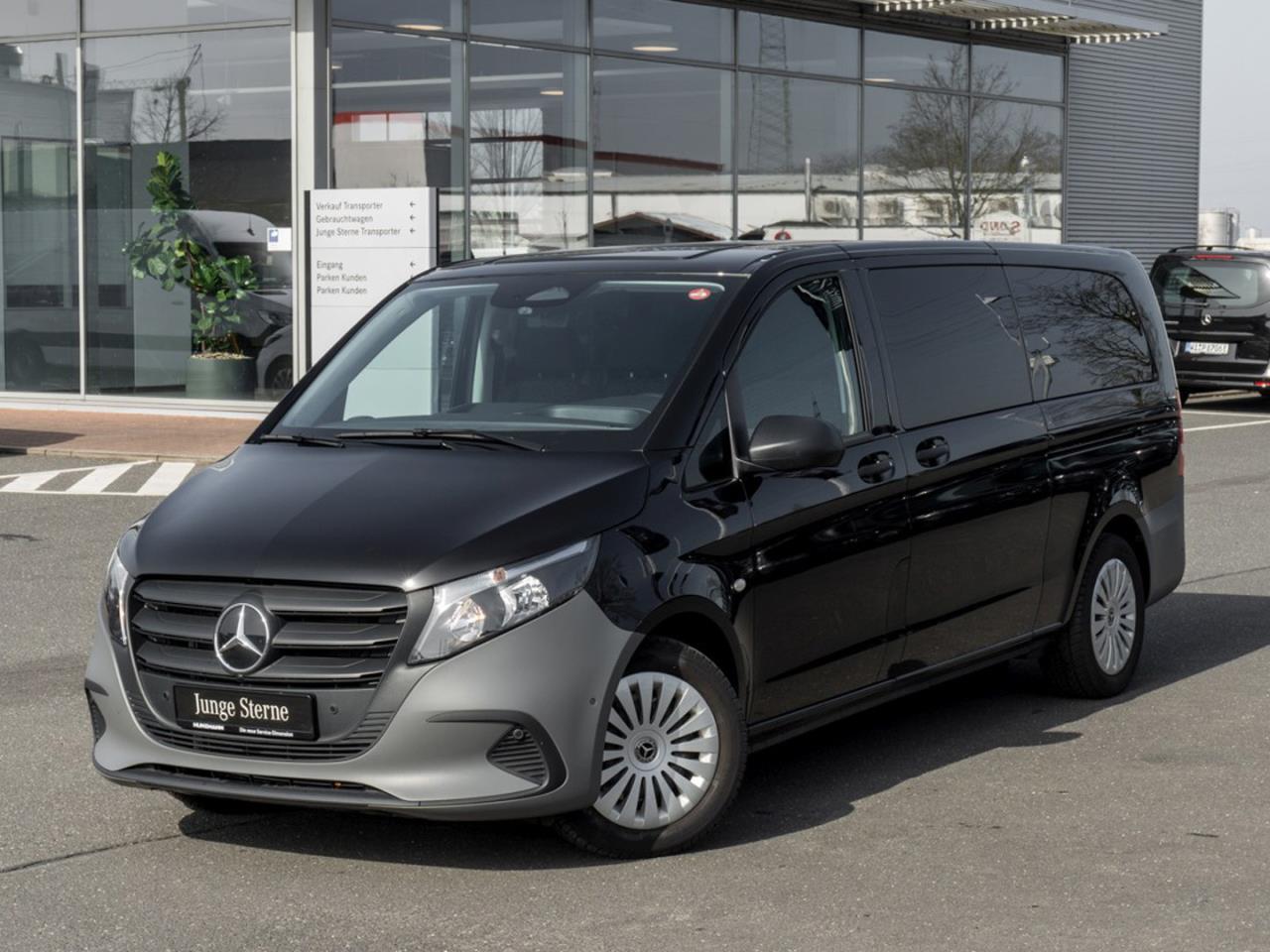 Mercedes-Benz Vito Vito 116 CDI Tourer PRO Extralang Van / Kleinbus obsidianschwarz