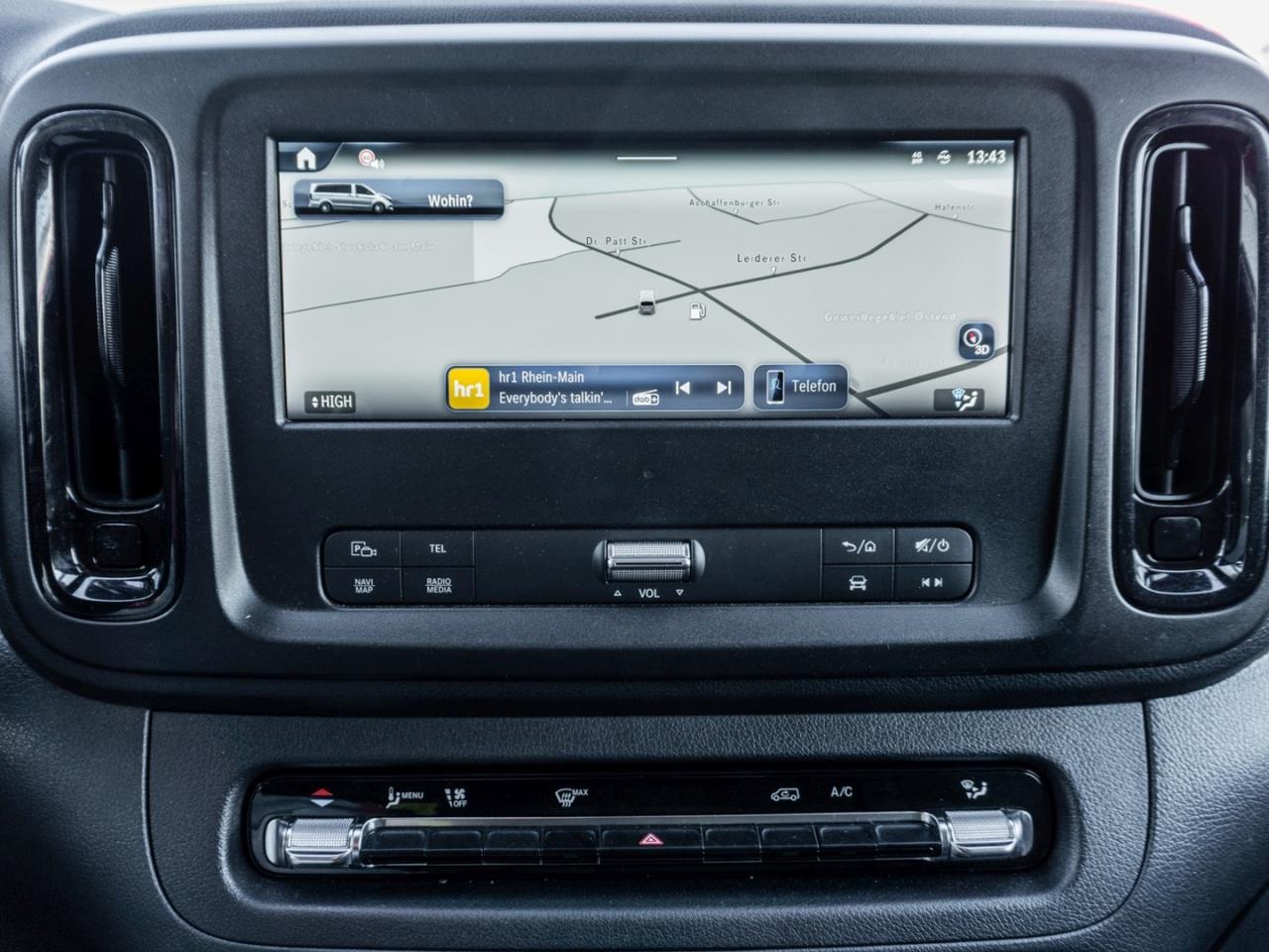 Mercedes-Benz Vito 119 CDI 4x4 Kasten Pro lang Navi AHK Kamera