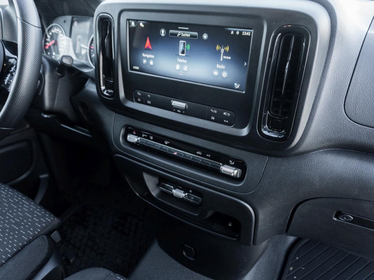 Mercedes-Benz Vito 119 CDI 4x4 Kasten Pro lang Navi AHK Kamera