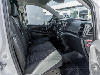 Mercedes-Benz Vito 119 CDI 4x4 Kasten Pro lang Navi AHK Kamera