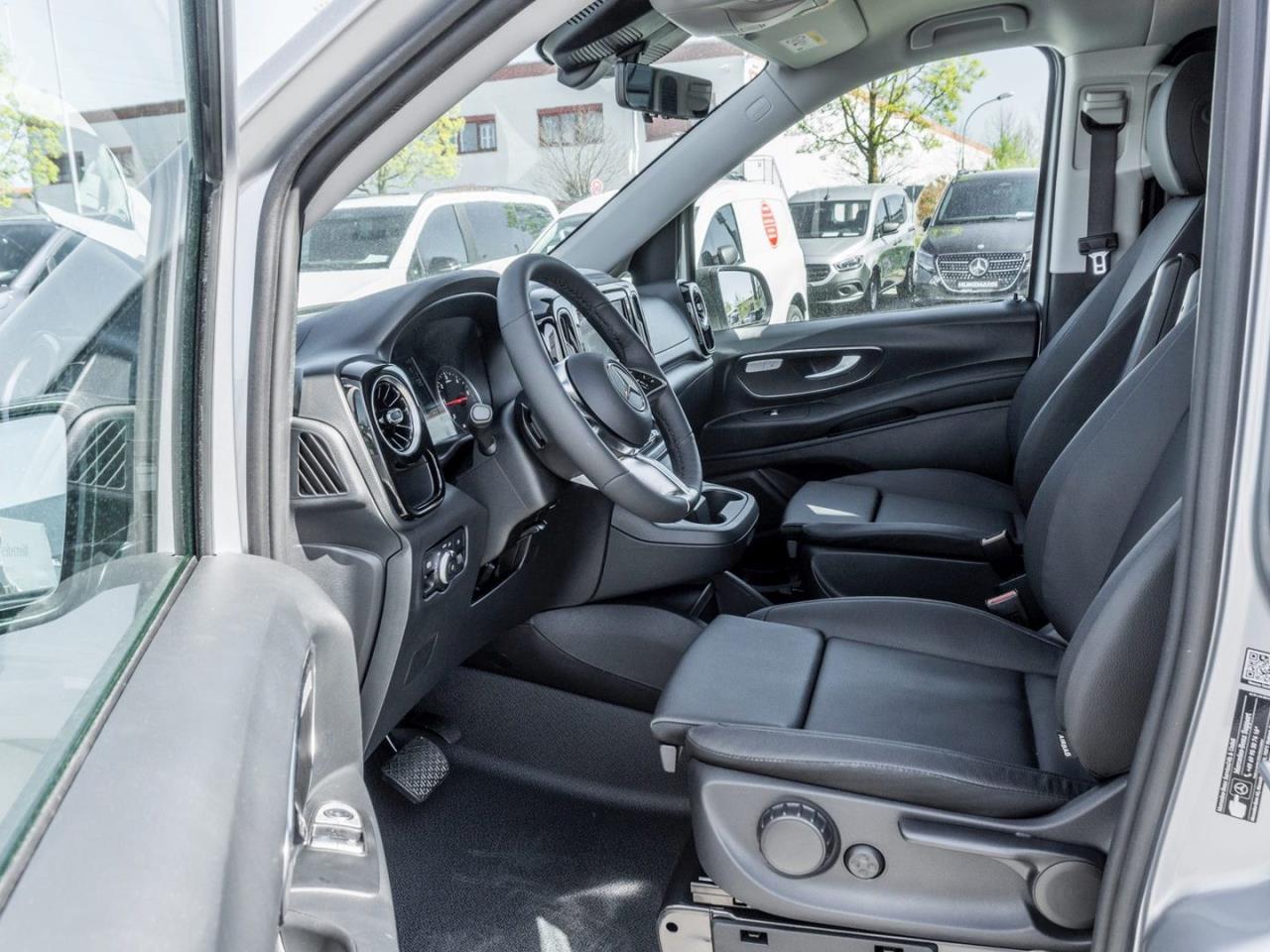 Mercedes-Benz Vito 119 CDI 4x4 Mixto Lang Distronic 360° AHK