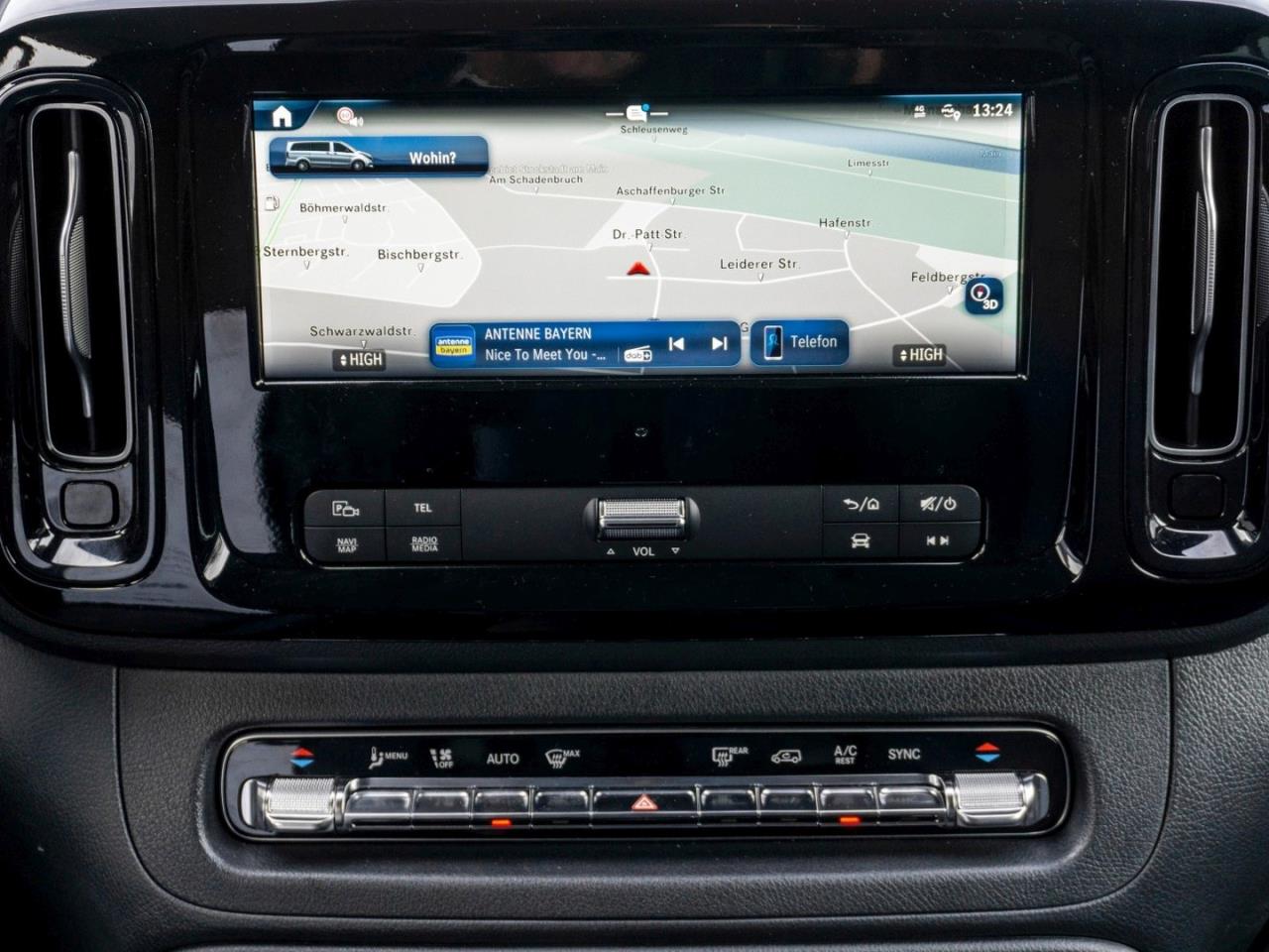 Mercedes-Benz Vito 119 CDI 4x4 Tourer SELECT Extralang AHK 360?
