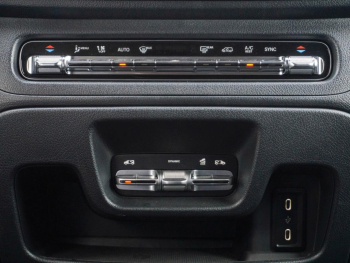 Mercedes-Benz Vito 119 CDI 4x4 Tourer SELECT Extralang AHK 360?