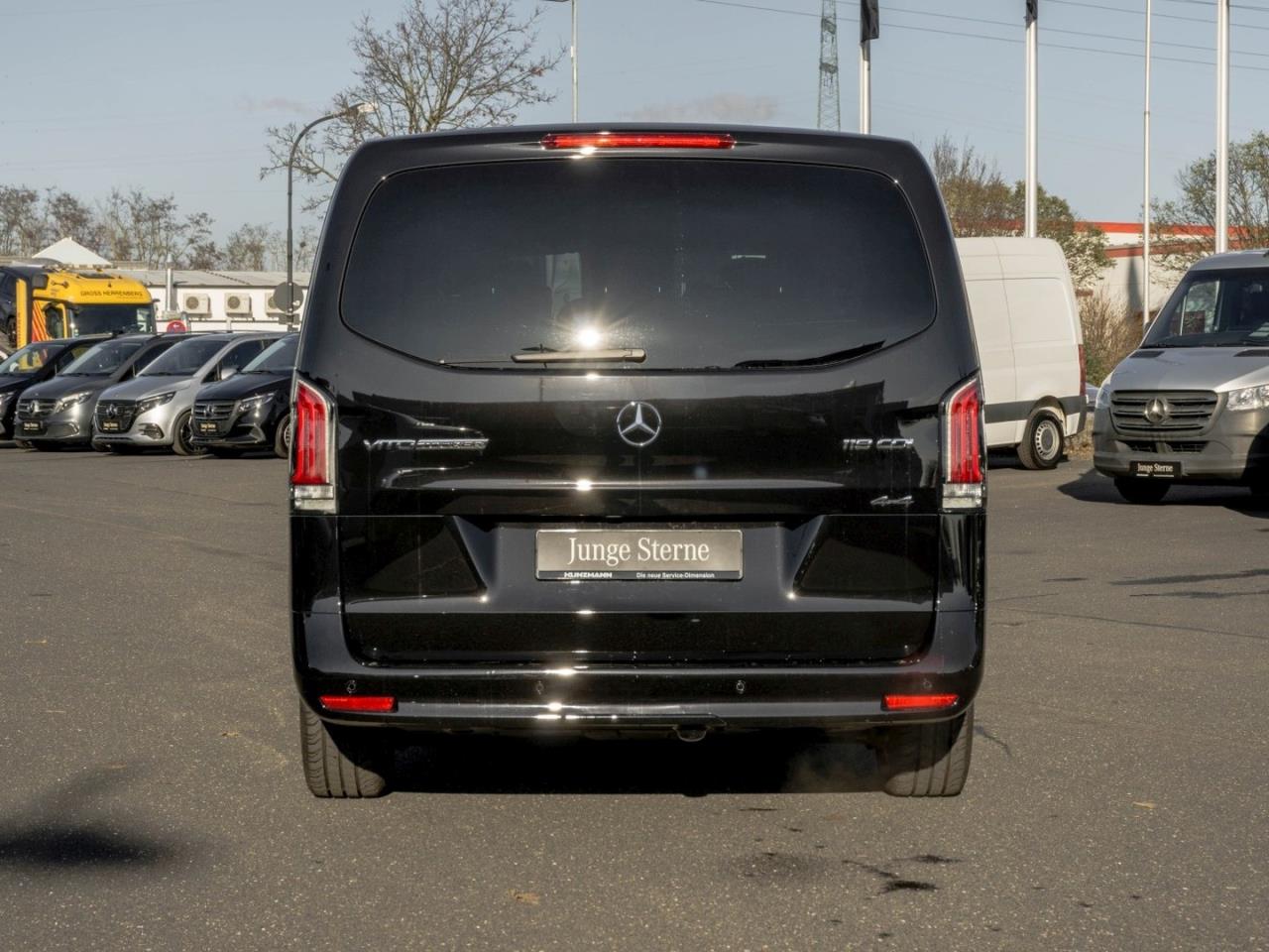 Mercedes-Benz Vito 119 CDI 4x4 Tourer SELECT Extralang AHK