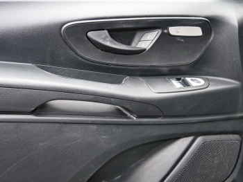 Mercedes-Benz Vito 119 CDI Mixto Kompakt Navi Kamera Tempmatic