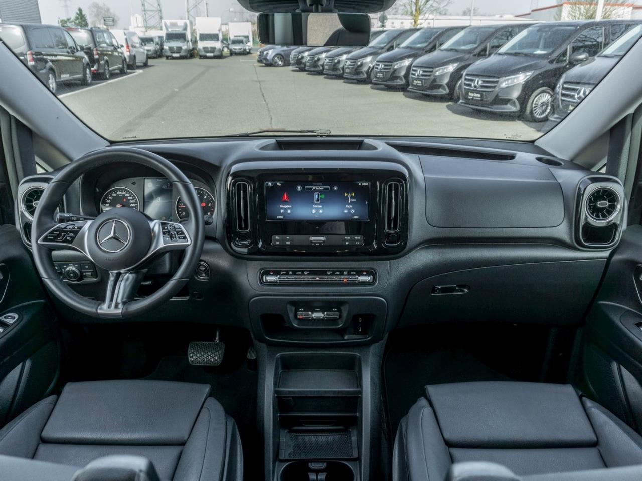 Mercedes-Benz Vito 119 CDI Tourer SELECT Extralang AHK 360° SHZ