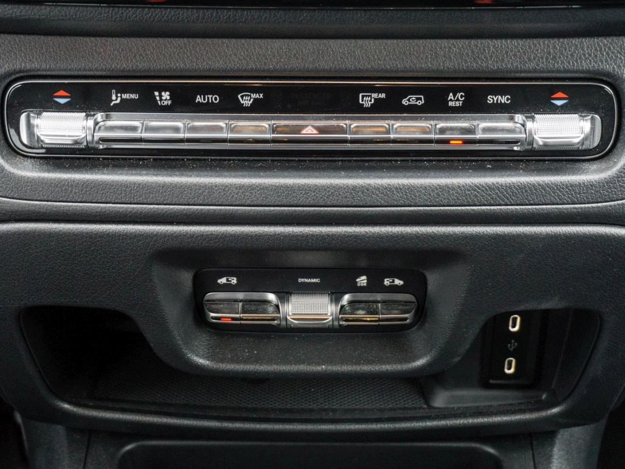 Mercedes-Benz Vito 124 CDI 4x4 Tourer PRO Lang Distronic Navi