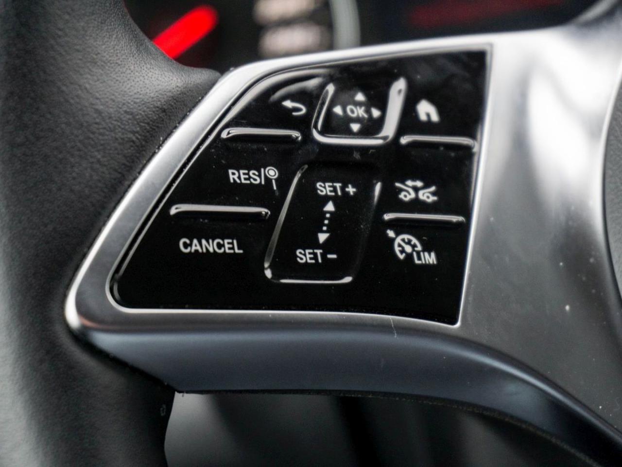 Mercedes-Benz Vito 124 CDI 4x4 Tourer PRO Lang Distronic Navi