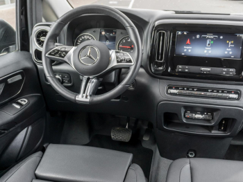 Mercedes-Benz Vito 124 CDI 4x4 Tourer PRO Lang Distronic Navi