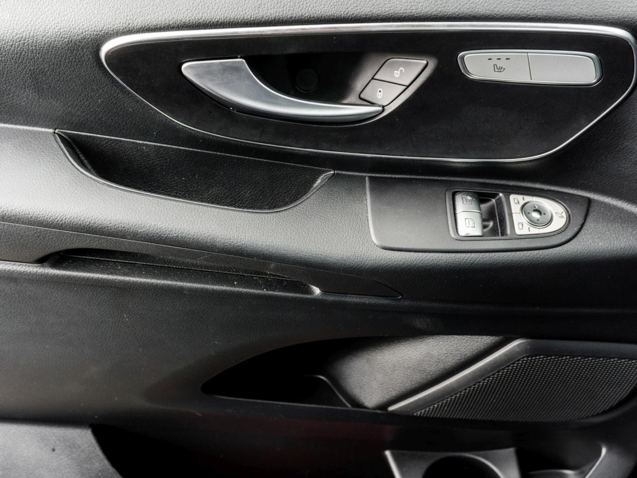 Mercedes-Benz Vito 124 CDI 4x4 Tourer PRO Lang Distronic Navi