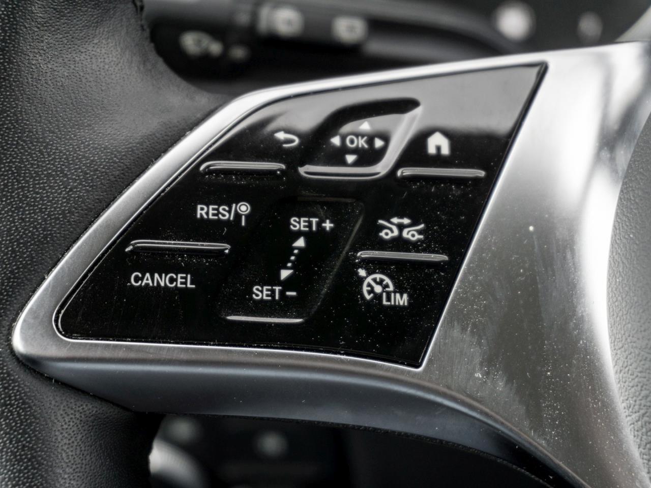 Mercedes-Benz Vito 124 CDI 4x4 Tourer PRO Lang Distronic Navi