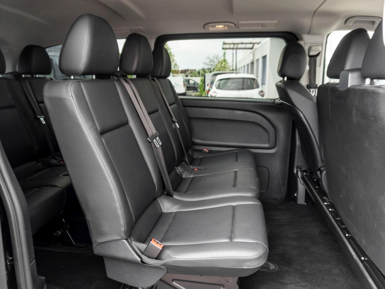 Mercedes-Benz Vito 124 CDI 4x4 Tourer PRO Lang Distronic Navi