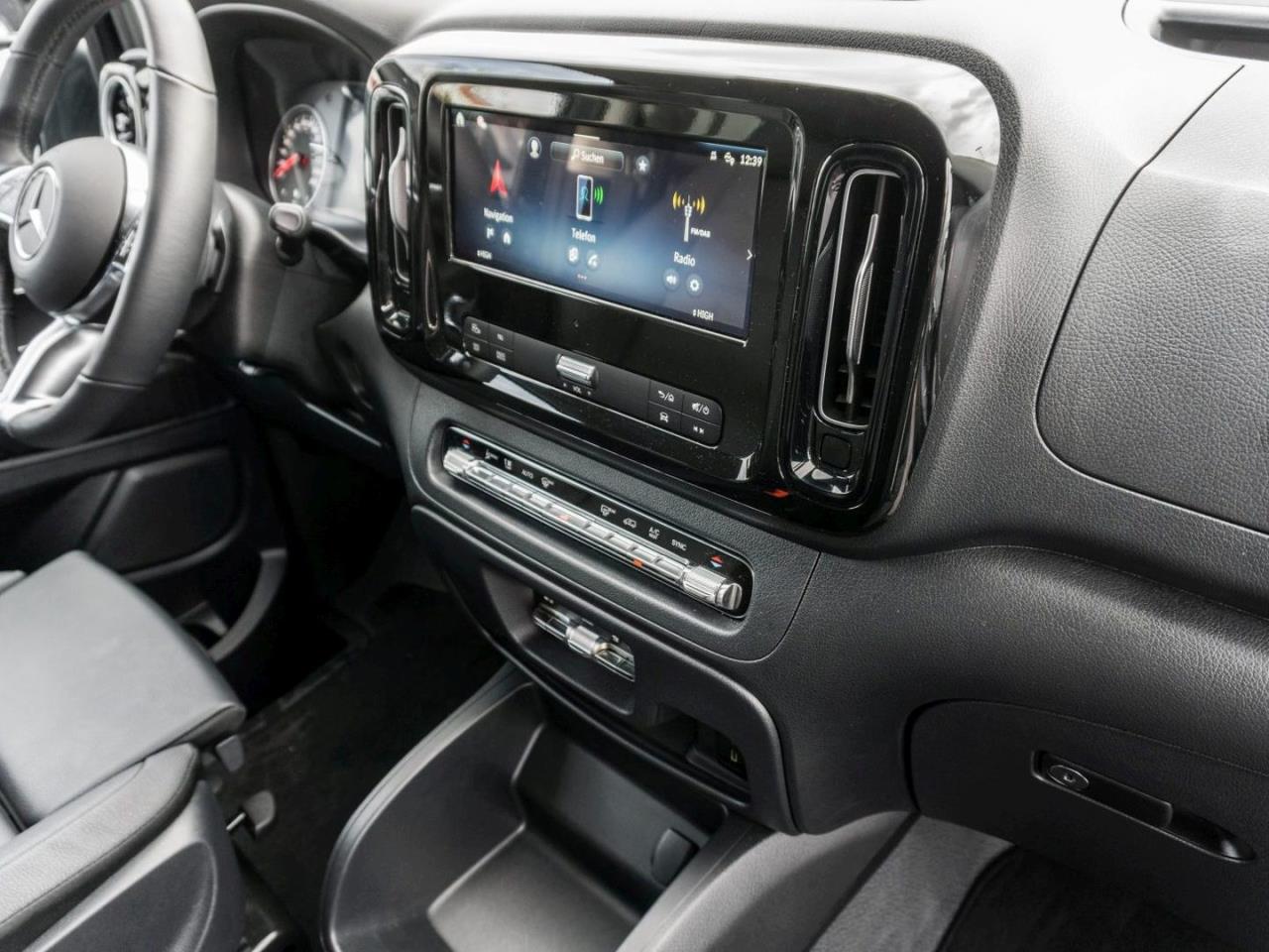 Mercedes-Benz Vito 124 CDI 4x4 Tourer PRO Lang Distronic 360°