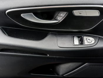 Mercedes-Benz Vito 124 CDI 4x4 Tourer PRO Lang Distronic 360°