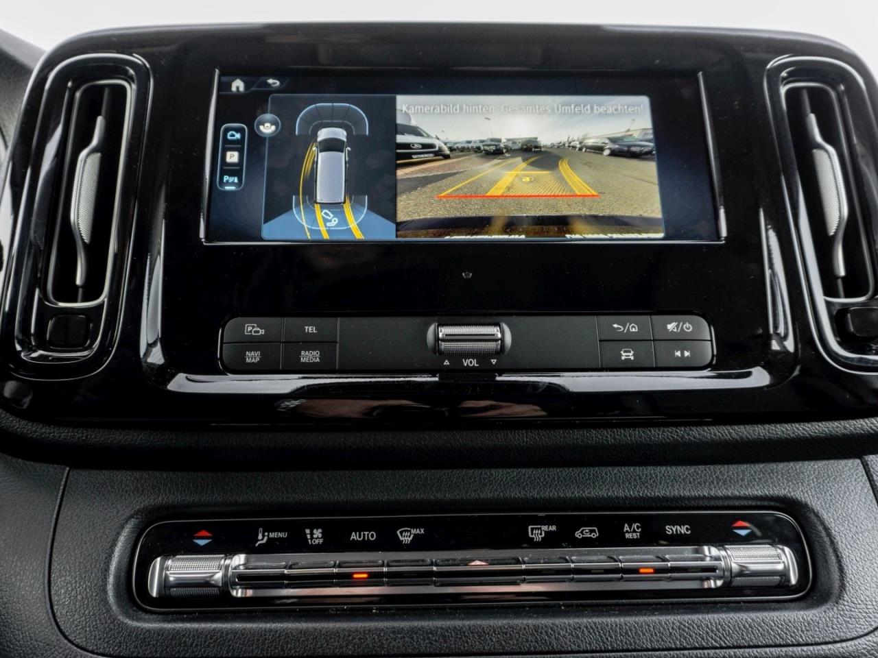 Mercedes-Benz Vito 124 CDI 4x4 Tourer PRO Lang Distronic Navi