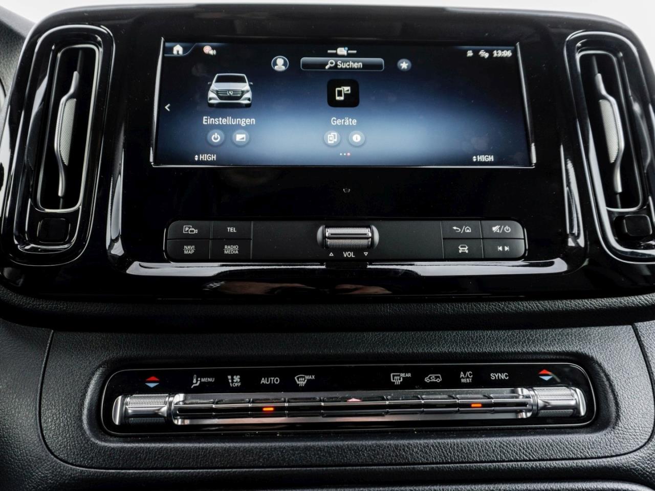 Mercedes-Benz Vito 124 CDI 4x4 Tourer PRO Lang Distronic Navi