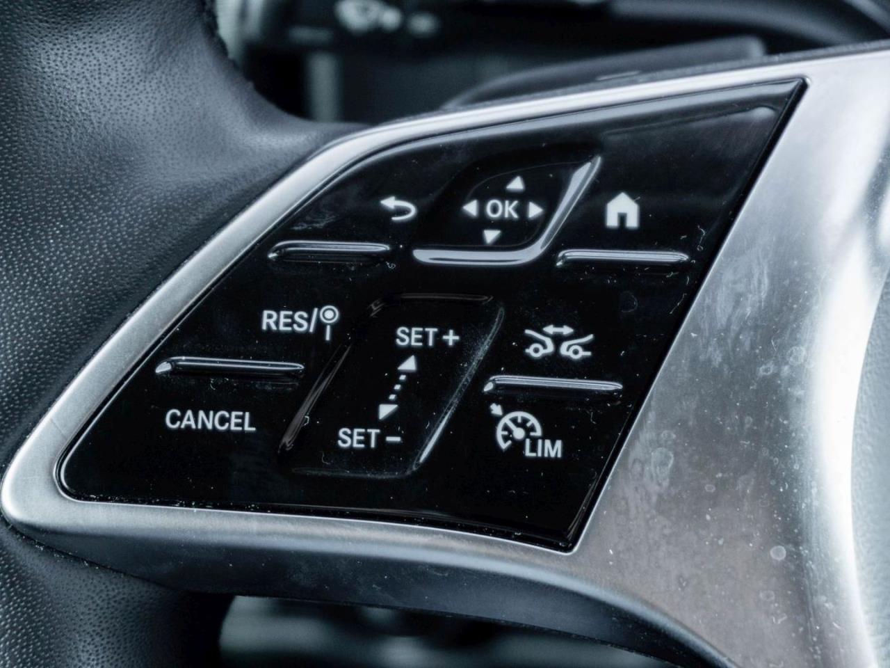 Mercedes-Benz Vito 124 CDI 4x4 Tourer PRO Lang Distronic Navi