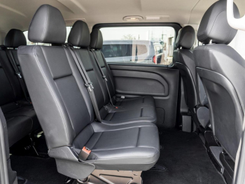 Mercedes-Benz Vito 124 CDI 4x4 Tourer PRO Lang Distronic AHK