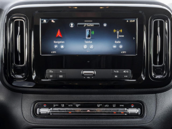 Mercedes-Benz Vito 124 CDI 4x4 Tourer PRO Lang Distronic AHK