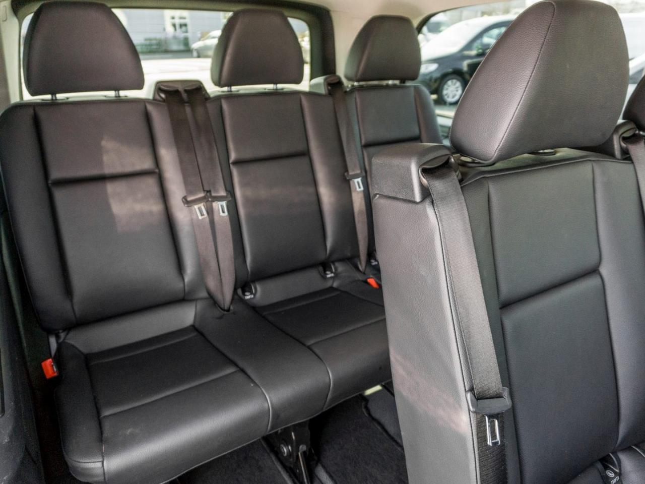 Mercedes-Benz Vito 124 CDI 4x4 Tourer PRO Lang Distronic AHK