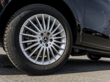 Mercedes-Benz Vito 124 CDI 4x4 Tourer PRO Lang Distronic AHK