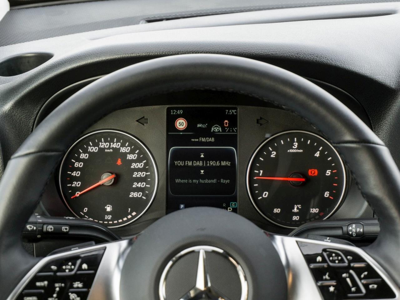 Mercedes-Benz Vito 124 CDI 4x4 Tourer PRO Lang Distronic Navi