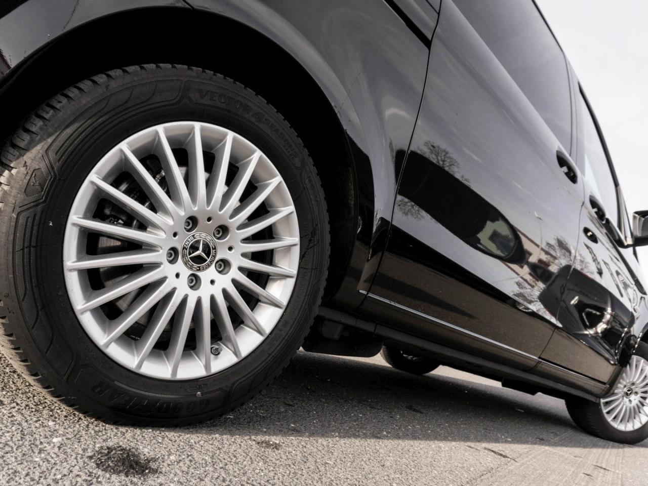 Mercedes-Benz Vito 124 CDI 4x4 Tourer PRO Lang Distronic Navi