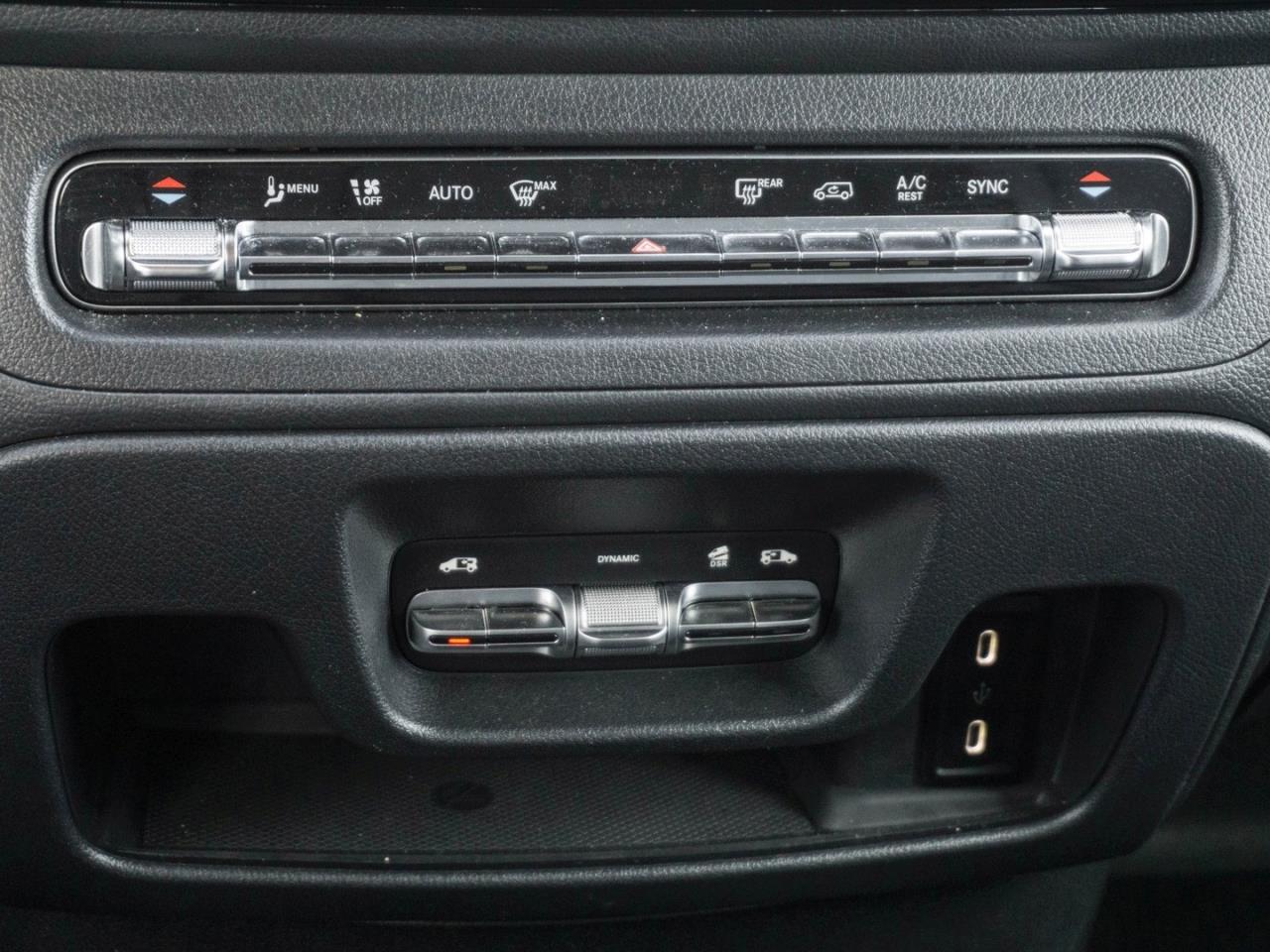 Mercedes-Benz Vito 124 CDI 4x4 Tourer PRO Lang Distronic Navi