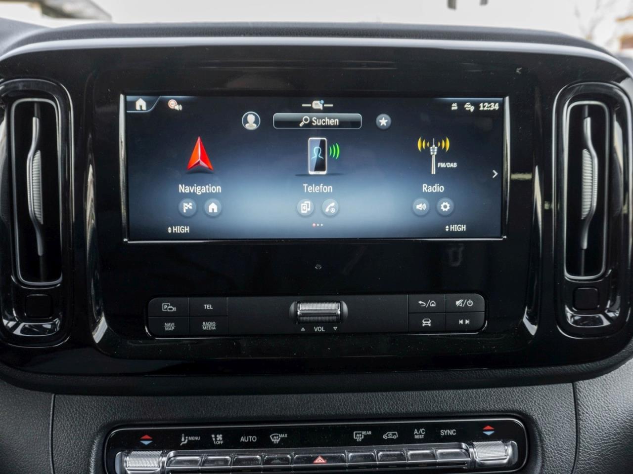 Mercedes-Benz Vito 124 CDI 4x4 Tourer PRO Lang Distronic Navi